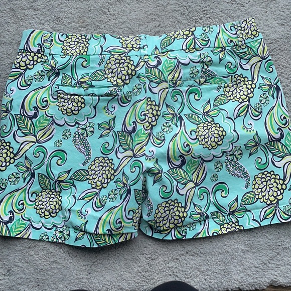 Crown and ivy shorts. - Picture 2 of 3
